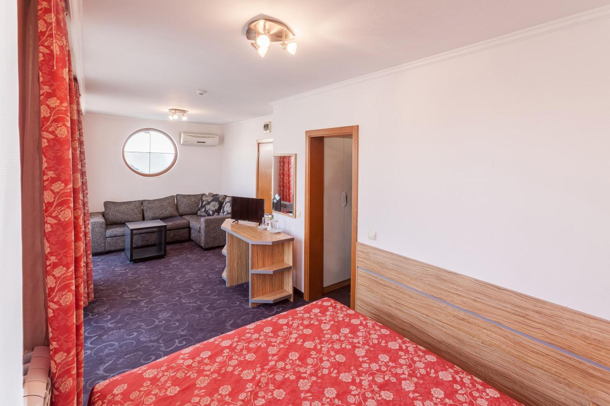Семеен Хотел Опера Burgas Quarto foto